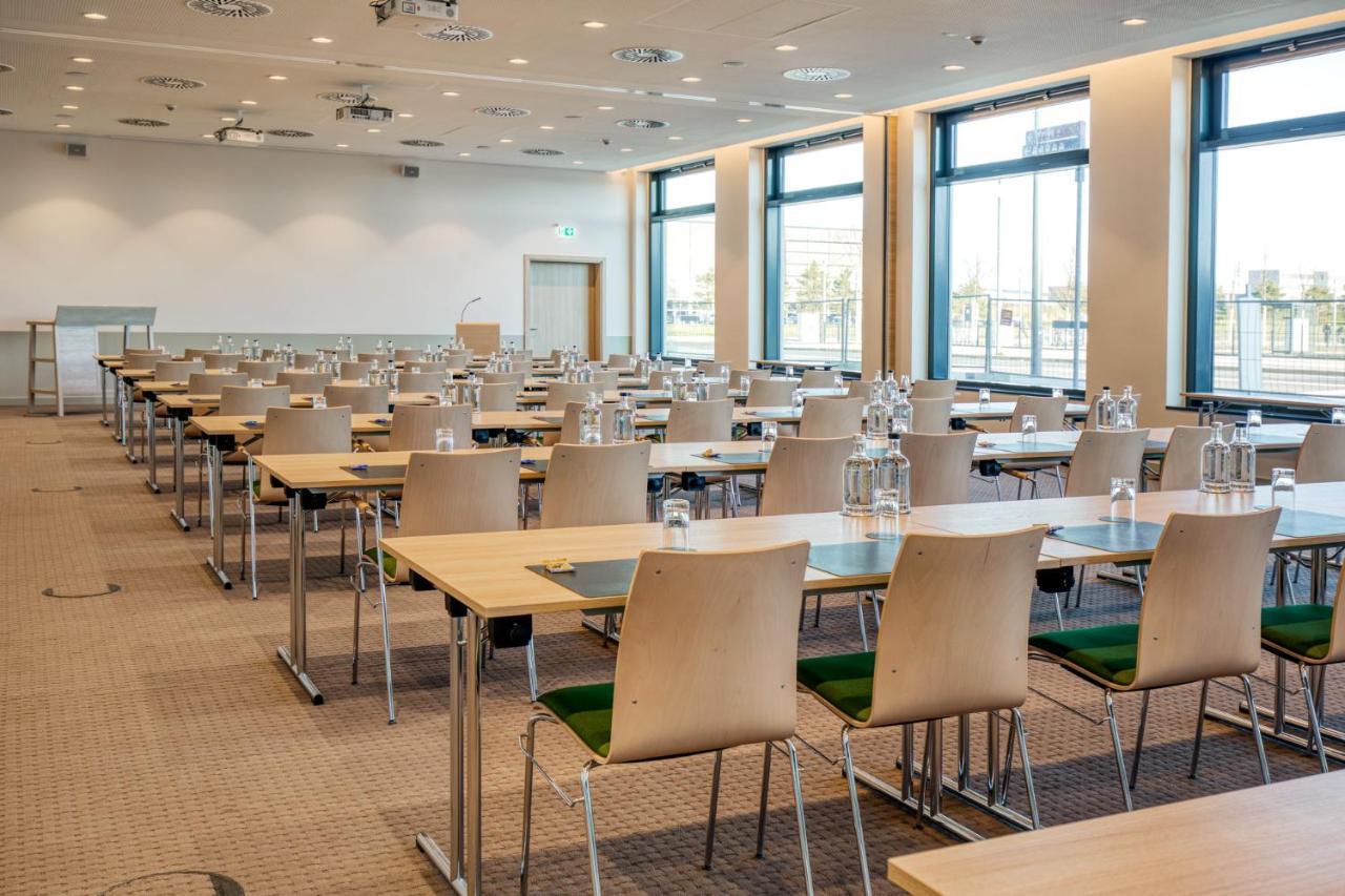 Intercityhotel Berlin Airport Ber Terminal 1 & 2 Schönefeld Exteriör bild Meeting room