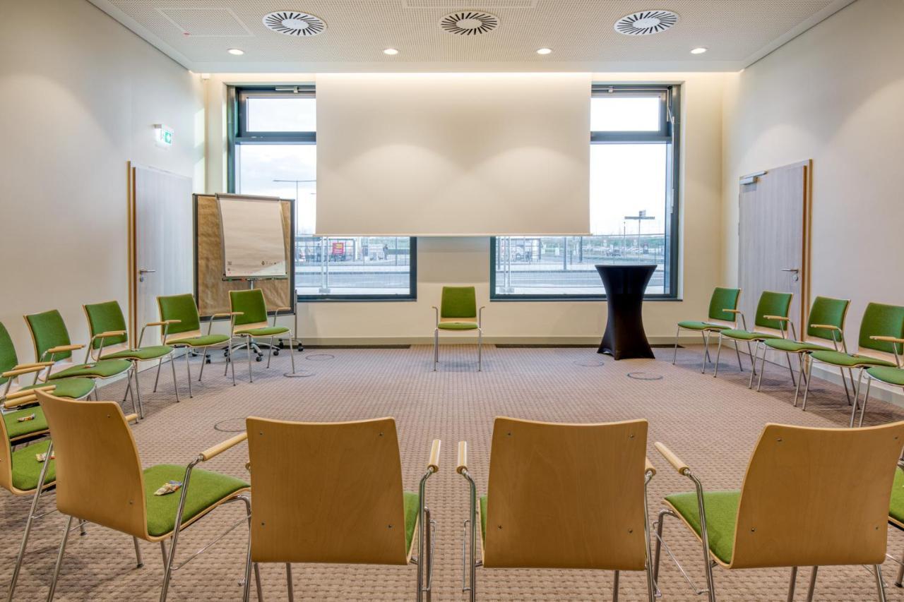 Intercityhotel Berlin Airport Ber Terminal 1 & 2 Schönefeld Exteriör bild Meeting room