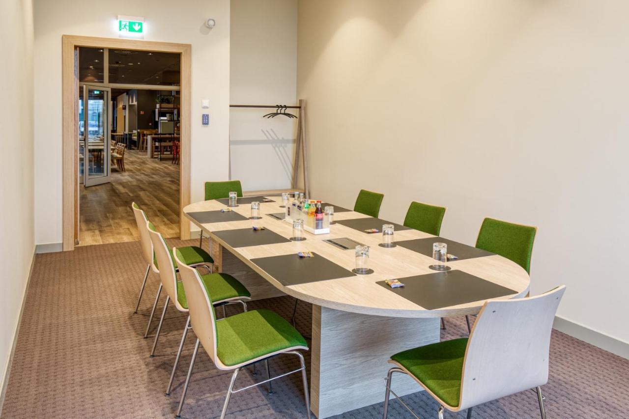 Intercityhotel Berlin Airport Ber Terminal 1 & 2 Schönefeld Exteriör bild Meeting room